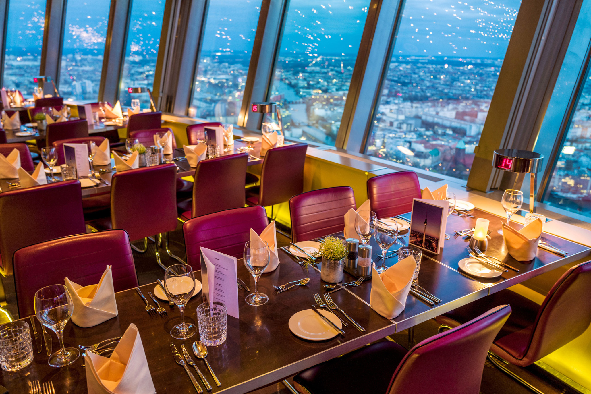 Berliner Fernsehturm – Drehrestaurant Sphere - groupedia